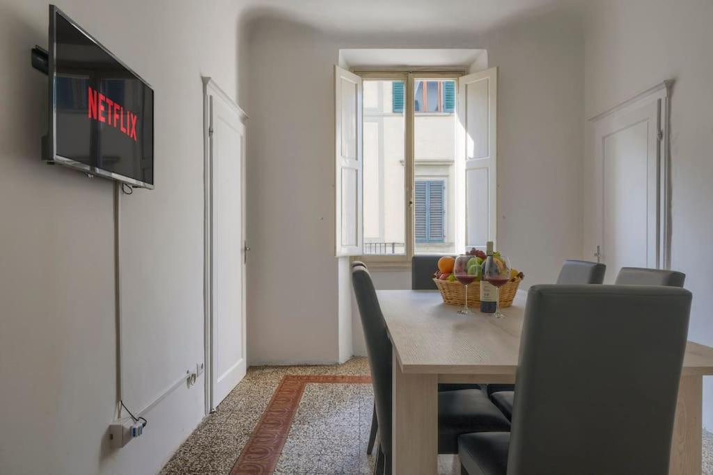 Appartamento Nel Cuore Di Firenze + Wifi+Aria Condizionata +Netflix エクステリア 写真